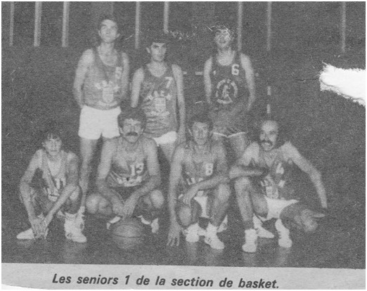 PHOTO N19 Equipe 1 seniors 1984-85 (article Ouest-France)