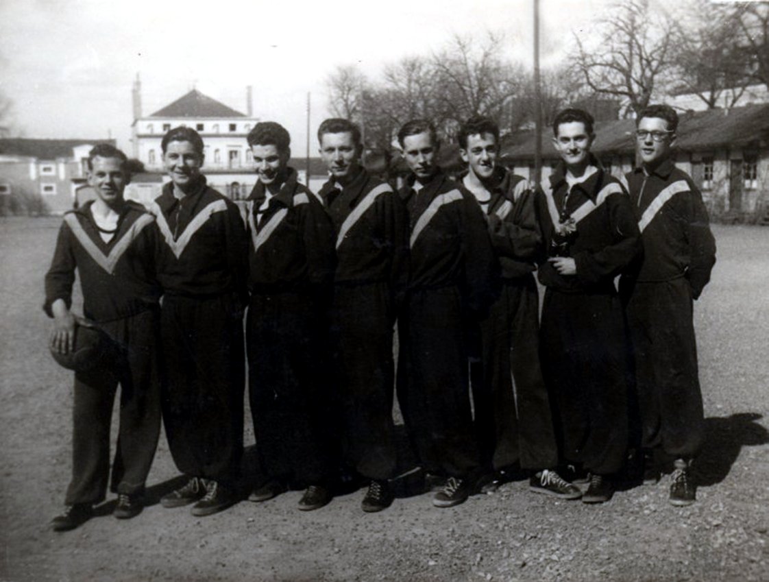 1954 seniors 2